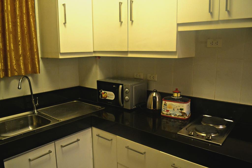 Avalu Residences Makati City Kültér fotó